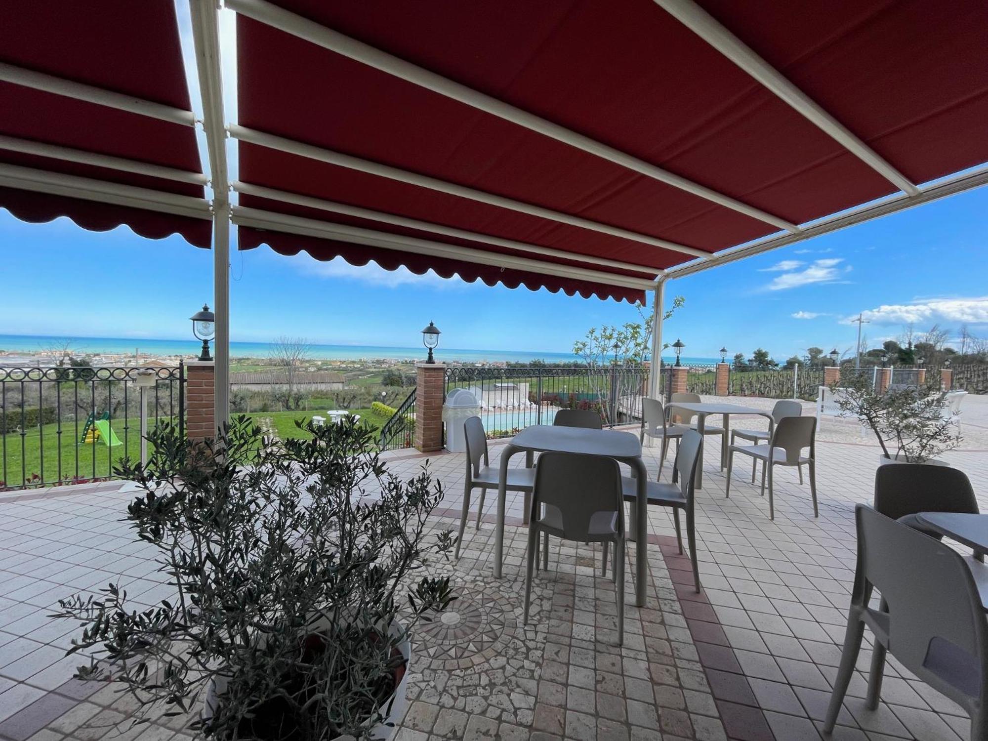 Vigneto - Italian Restaurant & B&B Villa Rosa Di Martinsicuro Luaran gambar